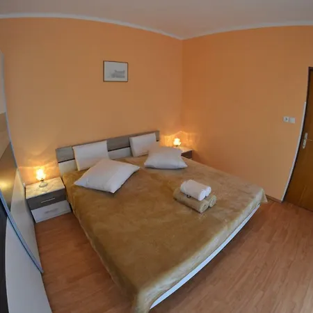 Apartman Jadranka Palit Zewnętrze zdjęcie