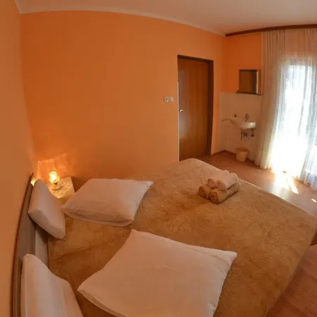 Apartman Jadranka Palit Zewnętrze zdjęcie