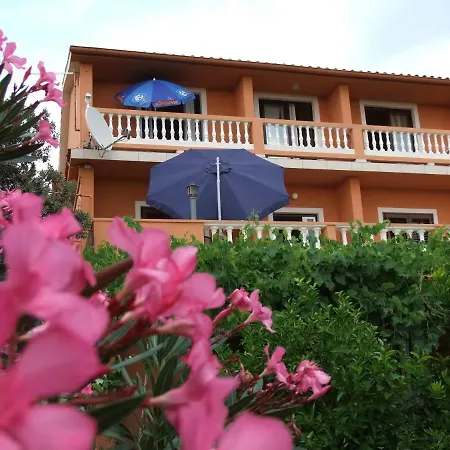 Apartman Jadranka Palit Zewnętrze zdjęcie